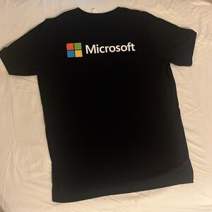 Microsoft T-Shirt Large NEW NY Limited Edition 2015 exclusive